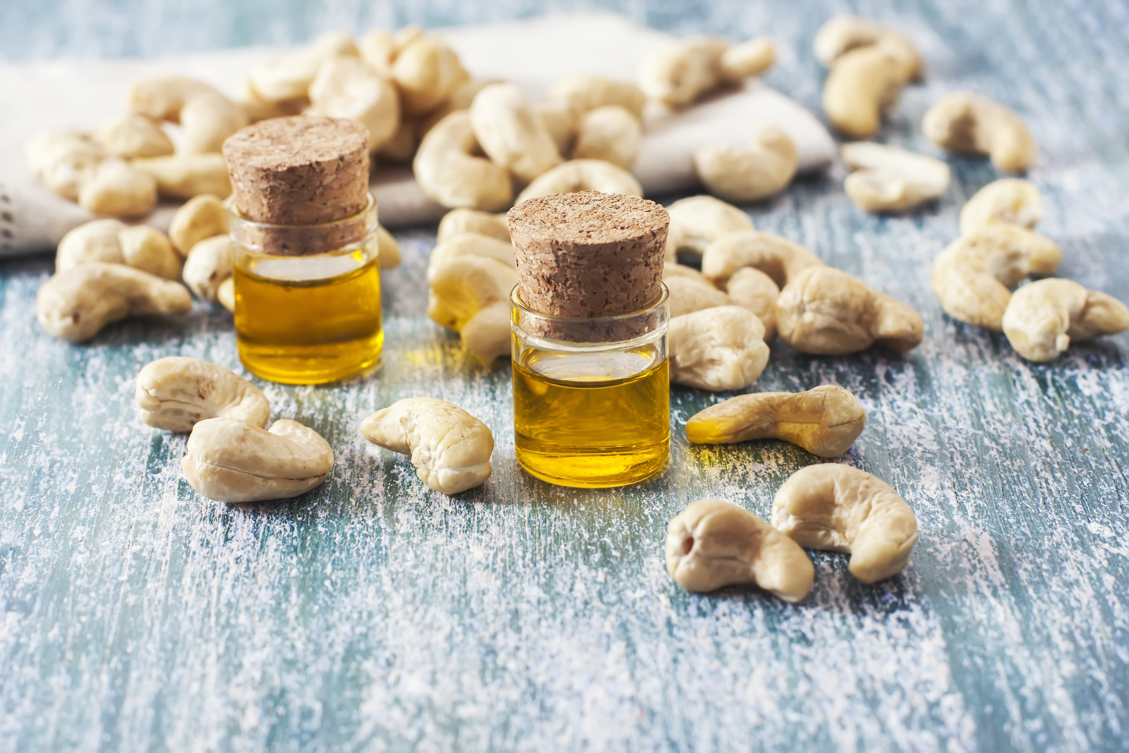 Cashew Nut Oil Uses That Can Help You
