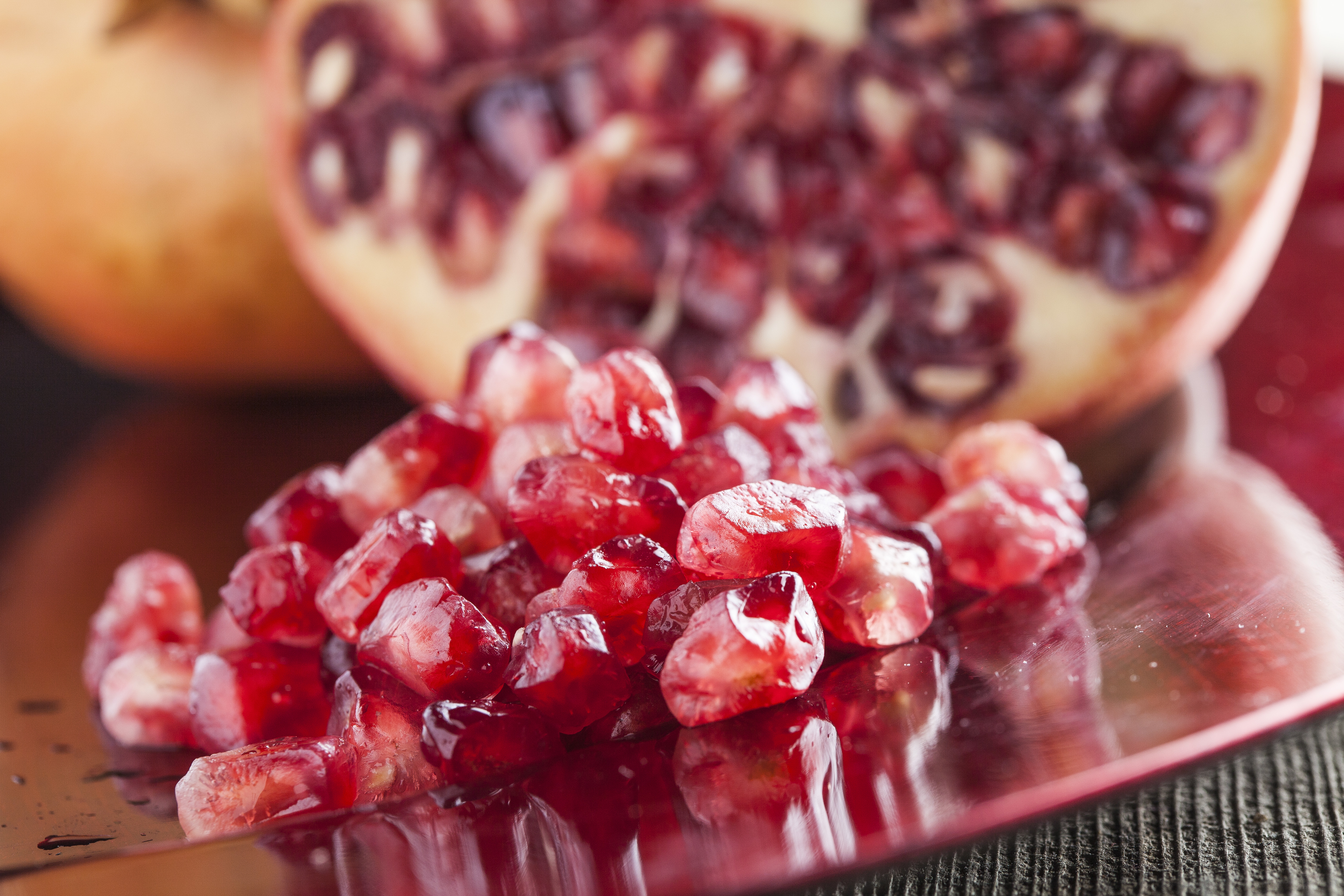 Is Pomegranate Seed Oil Edible ?